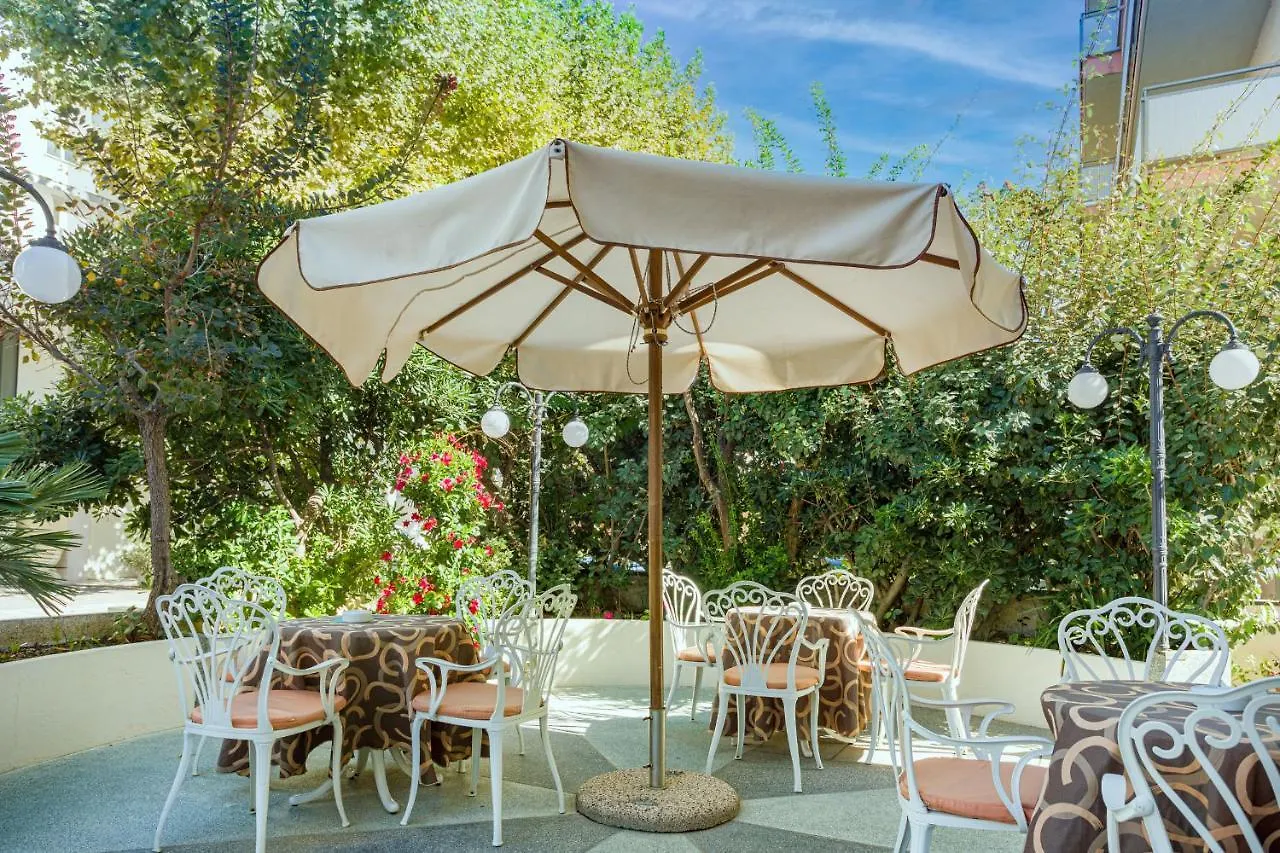 Hotel Pineta Bellaria-Igea Marina 3*,