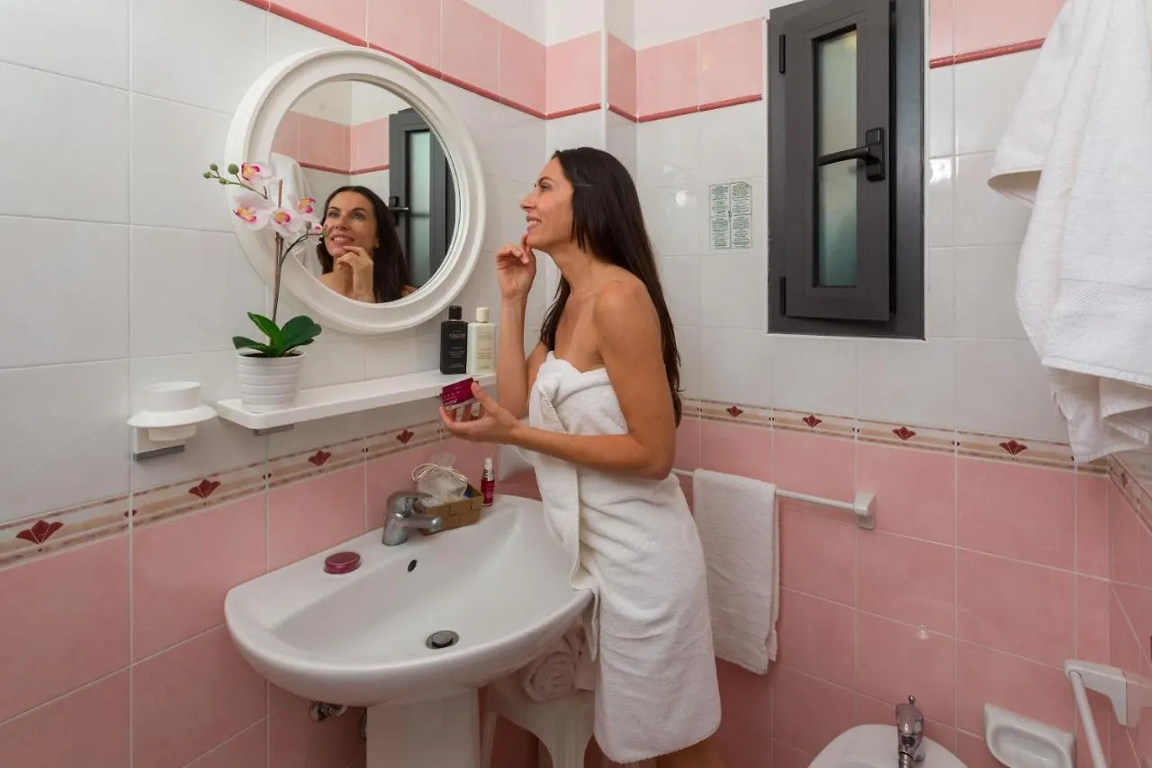 Hotel Pineta بيلاريا-إيجيا مارينا
